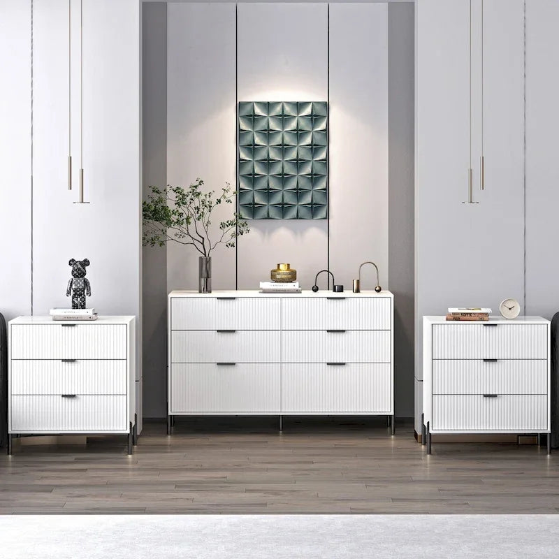 Three-Piece Bedroom Collection - image 3