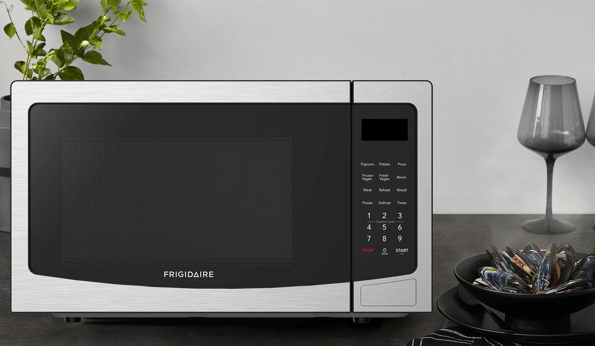 Frigidaire, 1.1 Cu. Ft. Countertop Microwave Oven, EMW1134, Stainless Steel - image 6