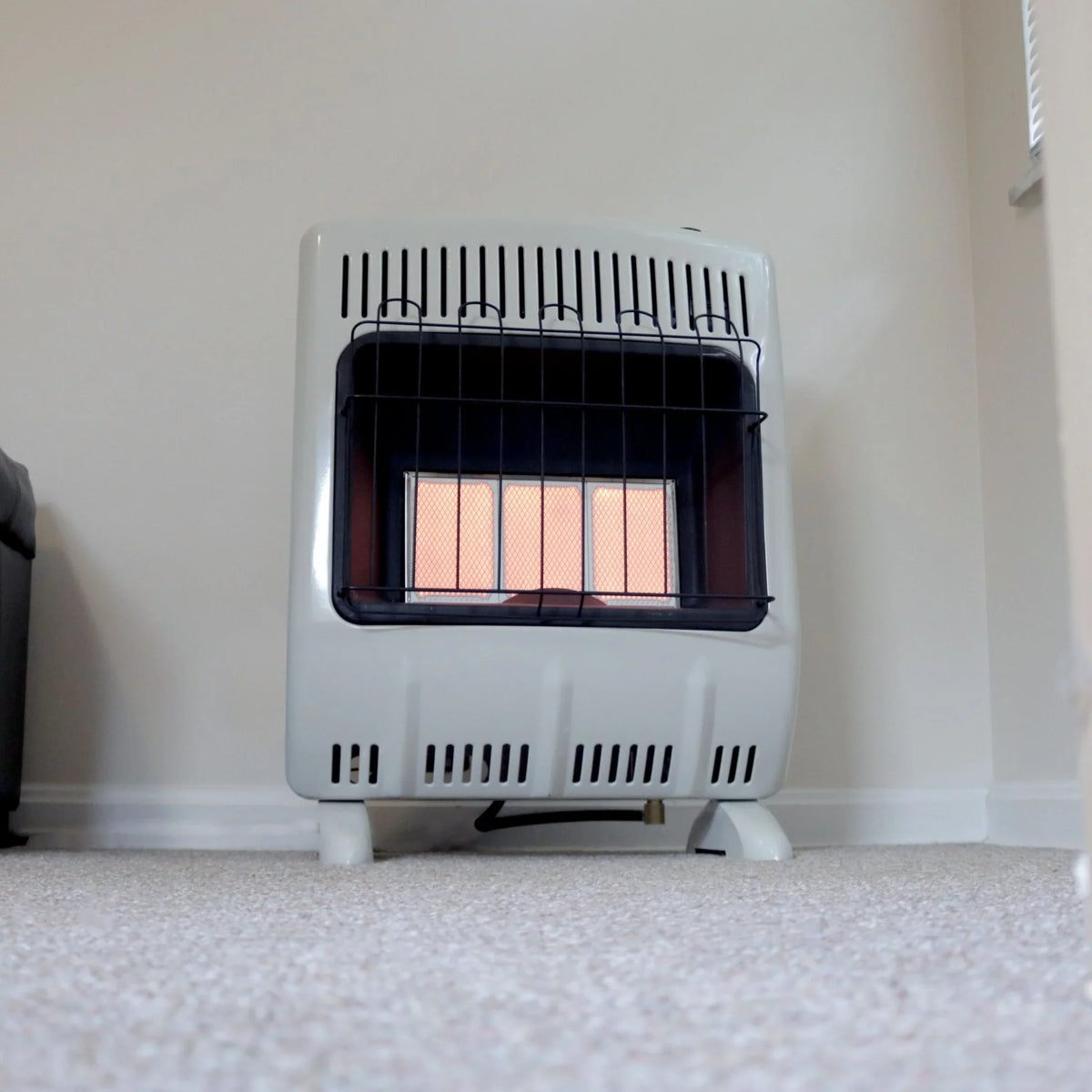 Mr. Heater 20000 BTU Vent Free Radiant Natural Gas Heater F299821 - image 5