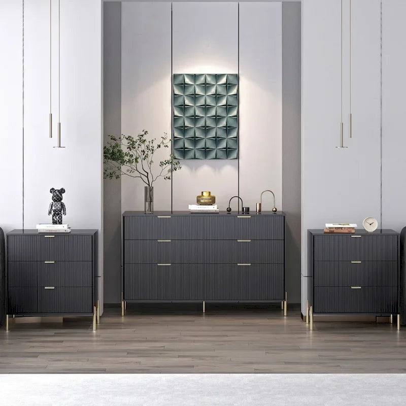 Three-Piece Bedroom Collection - image 6