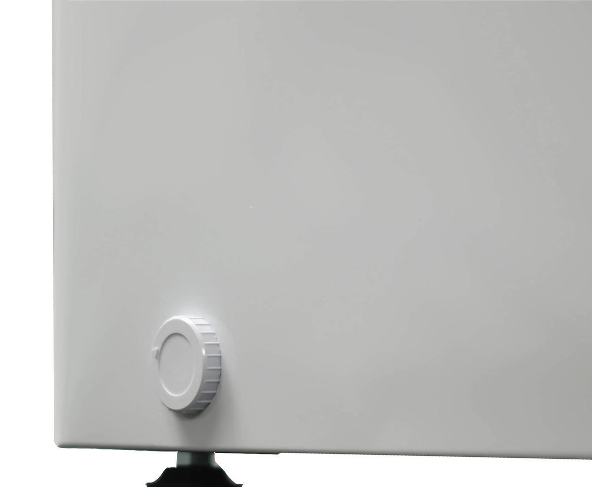 Danby 5.5 cu. ft. Chest Freezer in White - image 4